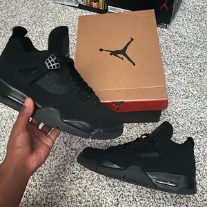 Jordan 4 black cat
